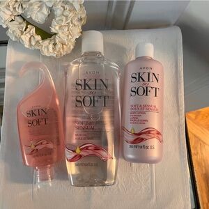 Avon Skin So Soft Soft & sensual 3-piece set perfect for valentines gift 💝 NWT’s